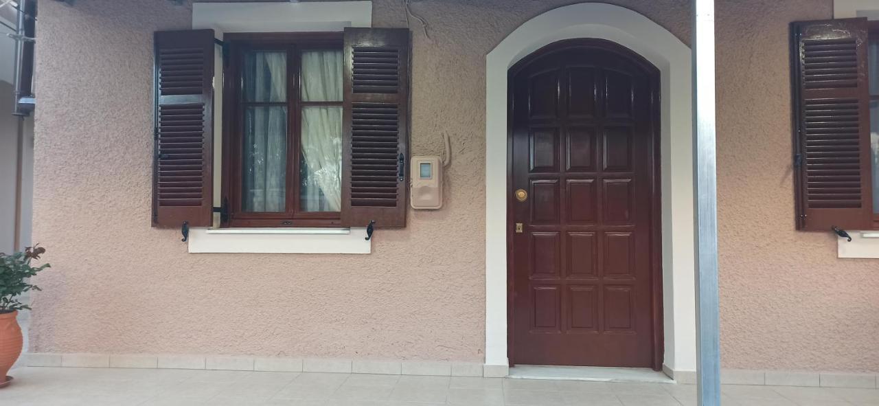 Vasiana Country House Razata ภายนอก รูปภาพ