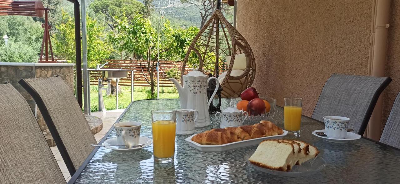 Vasiana Country House Razata ภายนอก รูปภาพ