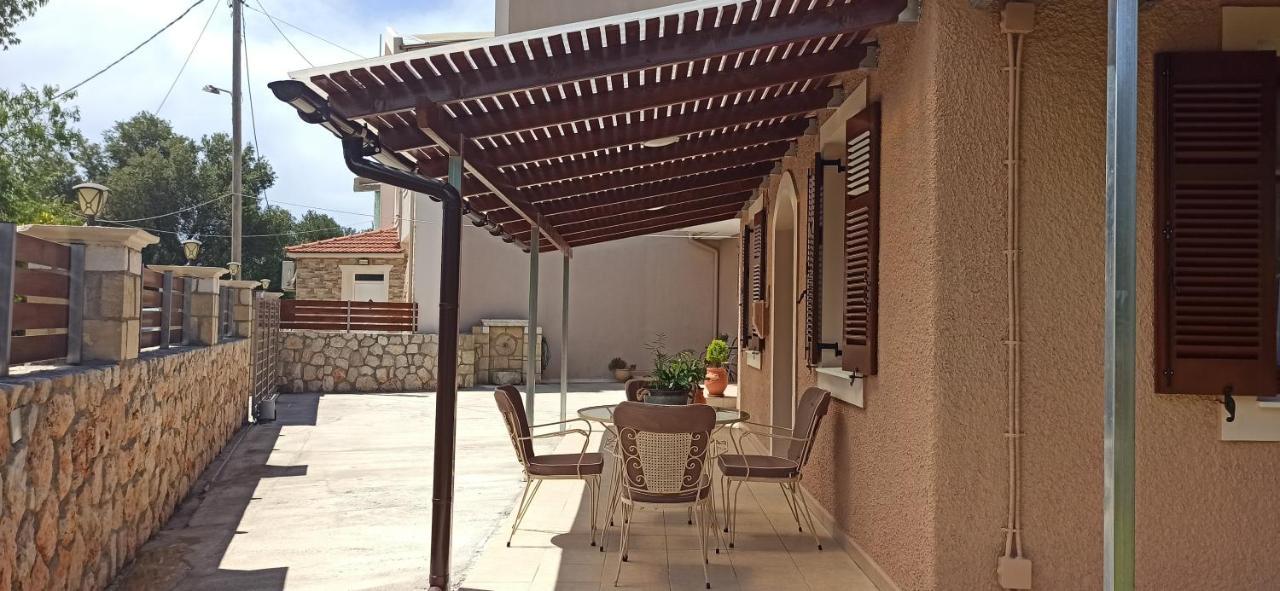 Vasiana Country House Razata ภายนอก รูปภาพ